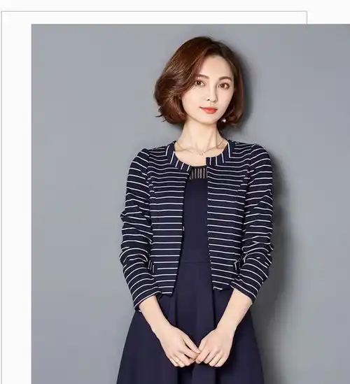 比起男人的西装,女士西装不只是正装,更应该拥有美丽