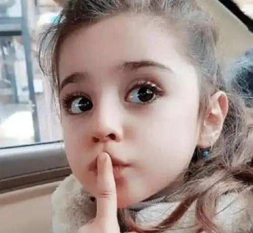 当初因为女儿太漂亮,专门辞职保护女儿的父亲,他们后来怎样了