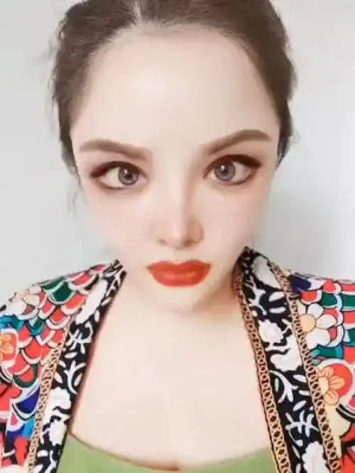 成为怨妇的前提没感受到爱没得到理解没有安全感希望活在爱里的女孩子都漂亮520要快乐美女异国风情老外