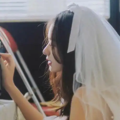 什么是多余,就是心冷之后,你突然的辛勤腾讯新闻