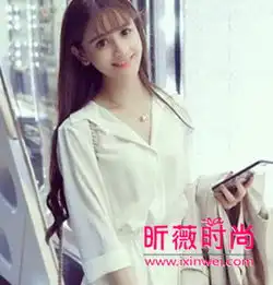 职业装美女白领穿搭技巧时尚魅力让你更加自信