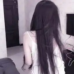 忧郁伤感女生背影头像一个人伤感孤单女生头像
