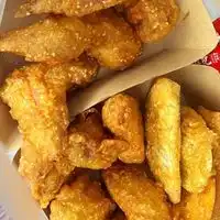 听说火爆了的炸鸡翅店...跟着吃货一起吃的此刻十六番