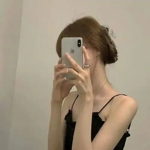头像不露脸的部位女头,简约霸气,气质满满