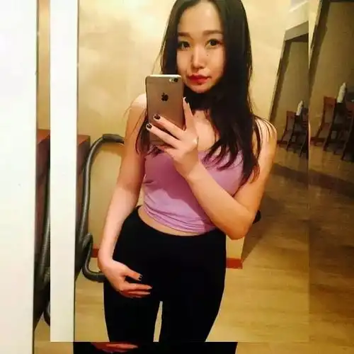 身材火辣的蒙古女孩漂亮极了...