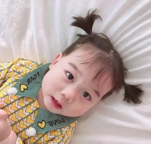 可爱头像女生和喜欢的人聊天是什么样子的