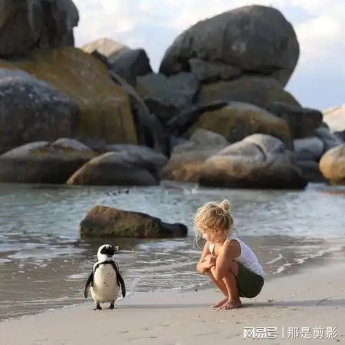 可爱小女孩头像大眼睛火