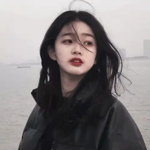 女生头像绝美头像文案短句为你而来呐
