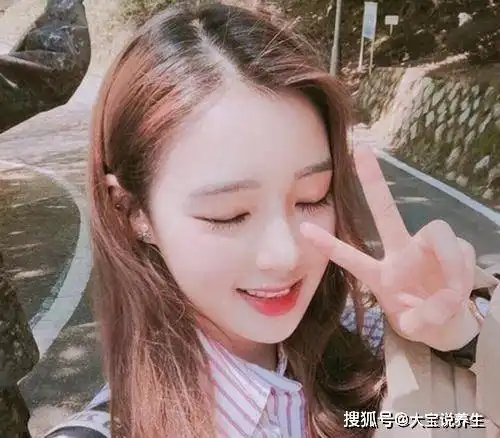 清新淡雅意境女头像唯美意境