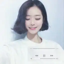 qq头像女短头发长痘