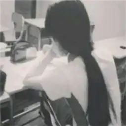 有没有和这个相似情侣图片