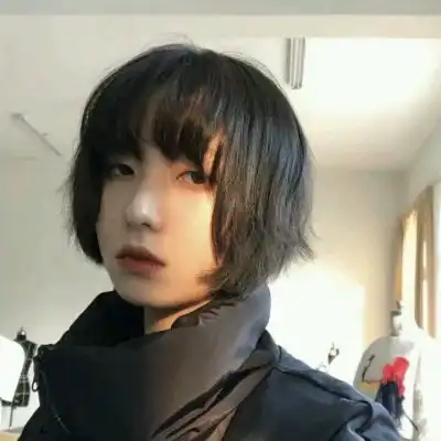 qq头像女短头发头像图片