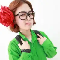 春夏之际混搭清新女头像