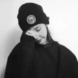 女生头像丨别回忆,因为回不去