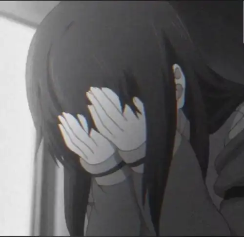 动漫伤心难过的头像女