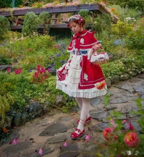 穿lolita被认为是公主这届路人的彩虹屁也太甜了