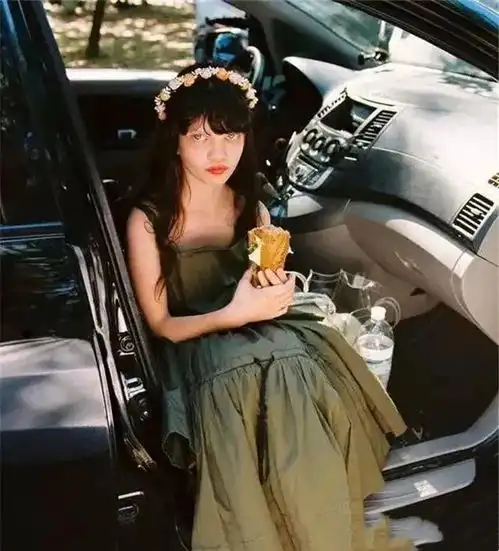 超可爱漂亮小女孩头像乌