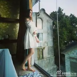 15岁少女疑为情整容脸似蛇妖海量私照曝光