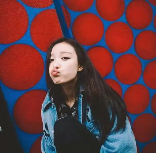 不用烫发,不用拉直黑色头发也可以很好看