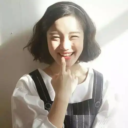 短发唯美微信头像图片