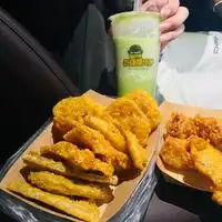 听说火爆了的炸鸡翅店...跟着吃货一起吃的此刻十六番