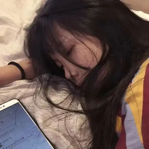 黑暗头像女生真人霸气女