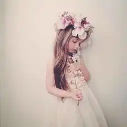 黑白唯美意境头像女生闺