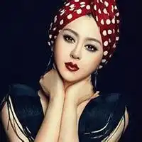 妆特别浓的女头像微信头像图片大全