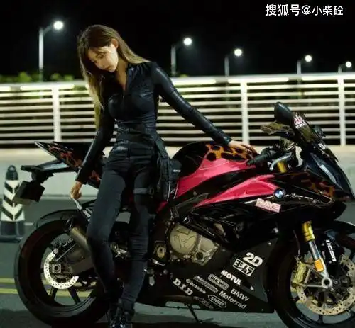 纯情机车女神痞幼的人设真的崩了