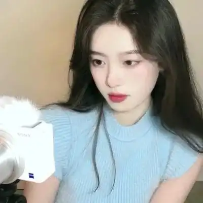 女生头像要等春风得意,等时间嘉许