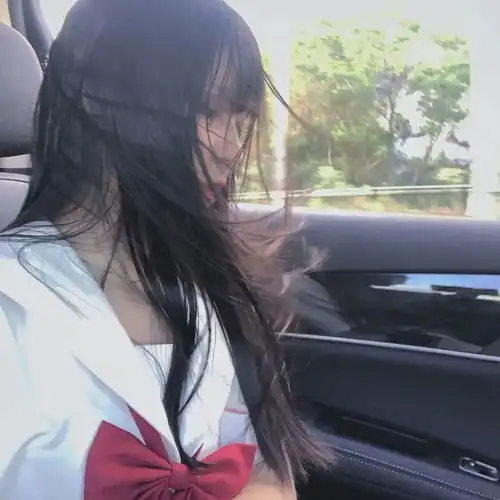 不露脸女生头像占有欲太强的人总会被嫌弃