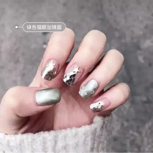 这才是圣诞美甲的正确打开方式