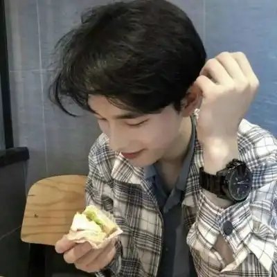 2023有点小坏的男生头像