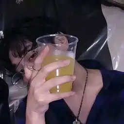 网络图片女生头像图片男