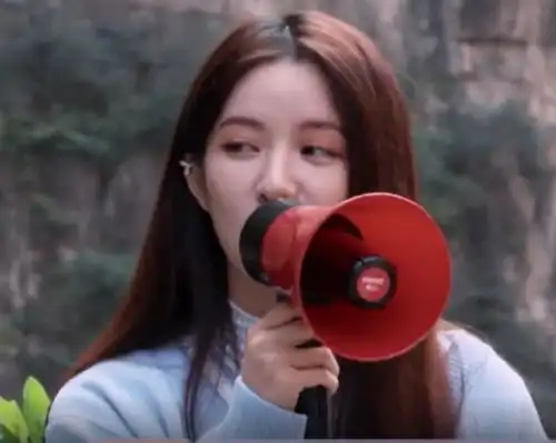 可怜的头像可爱女生刘些