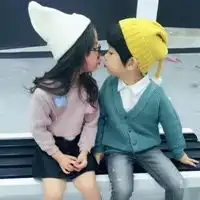 情侣头像小男孩小男孩小女孩情侣头像一对配对
