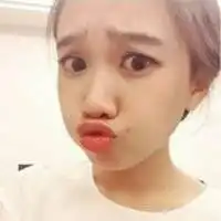 萌女生可爱嘟嘴头像微信头像图片大全