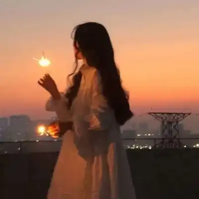 夕阳下的背影女生头像阳