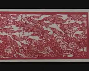 厉害这个淄川美女能用剪刀剪出二维码