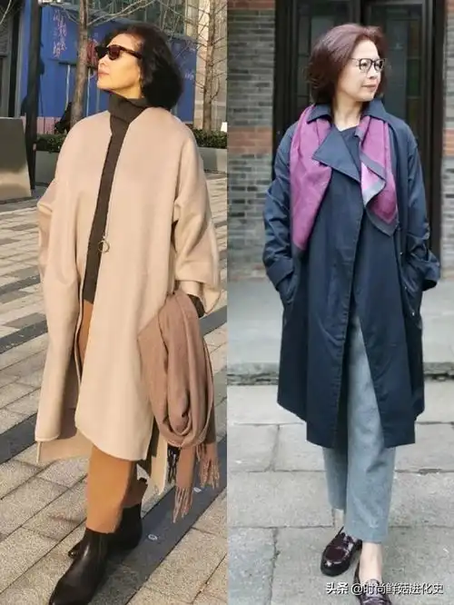 入秋后60岁女人少穿奶奶装,学这位妈妈这样搭成熟好高级