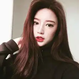 和闺蜜还有她男友一起去喝下午茶,刚好隔壁桌也是三个人