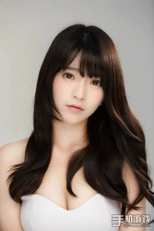 颜值逆天韩国萝莉谁人不识yurisa