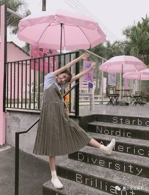 ins头像女生高级感喜欢