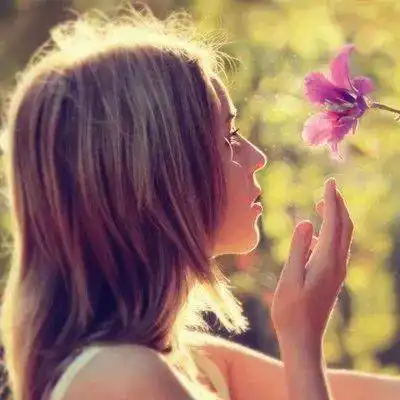 如果我能学会不嫉妒,我想我现在会过得很好爱的