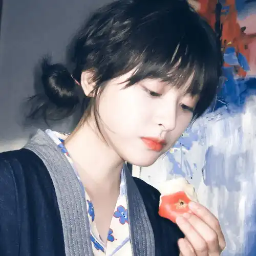 单纯头像女射手座