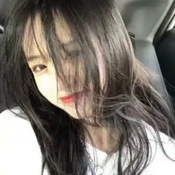 女生头像带花真人长发