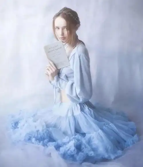 欧美风女生头像唯美壁纸