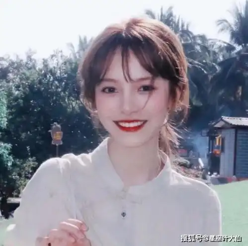 超可爱女生头像真人嘟嘴