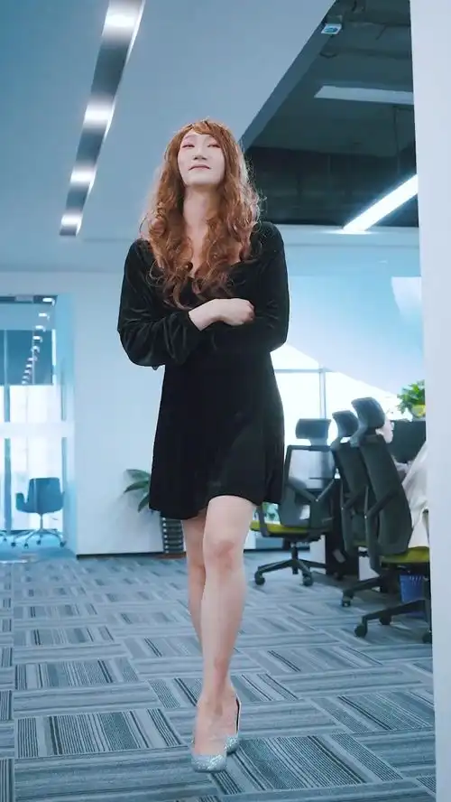 弟弟女装上演辣手摧花,没想到结果