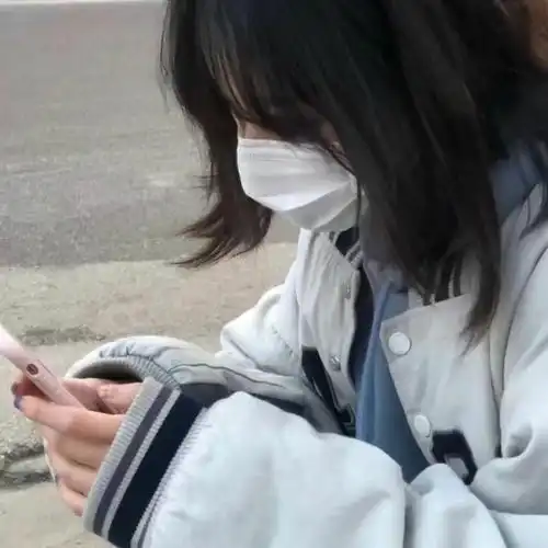 冬天女头像ins高级质感